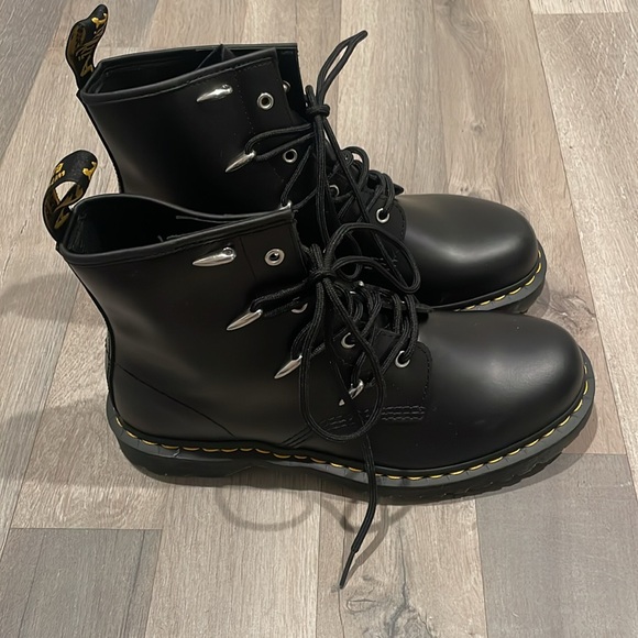 Dr. Martens 1460 Danuibo leather boots - Picture 9 of 13